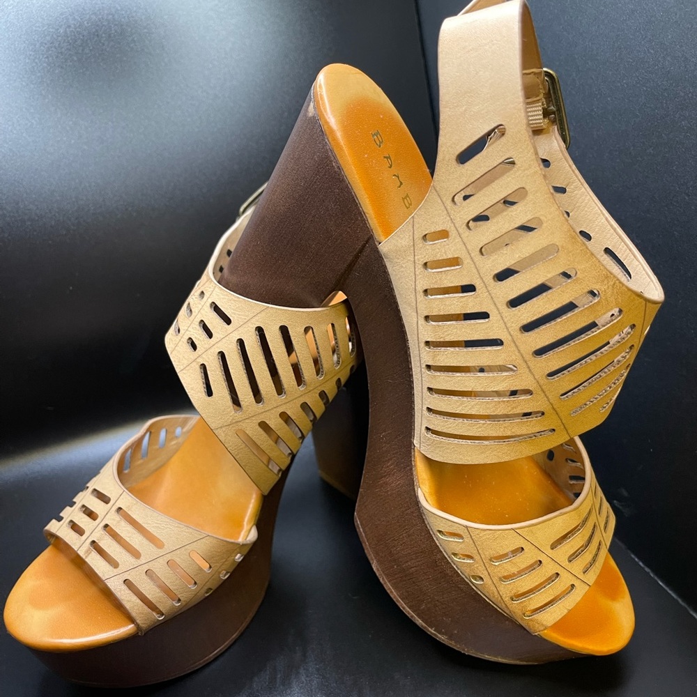 Women’s Platform Sandals by Bamboo